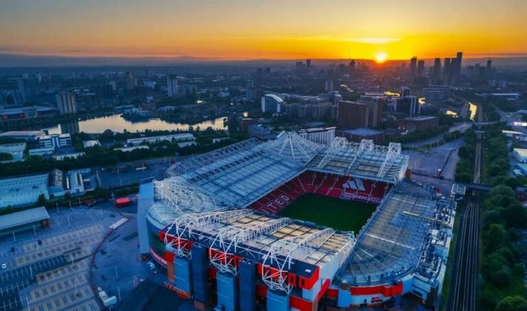 Arkivbild av Old Trafford.
